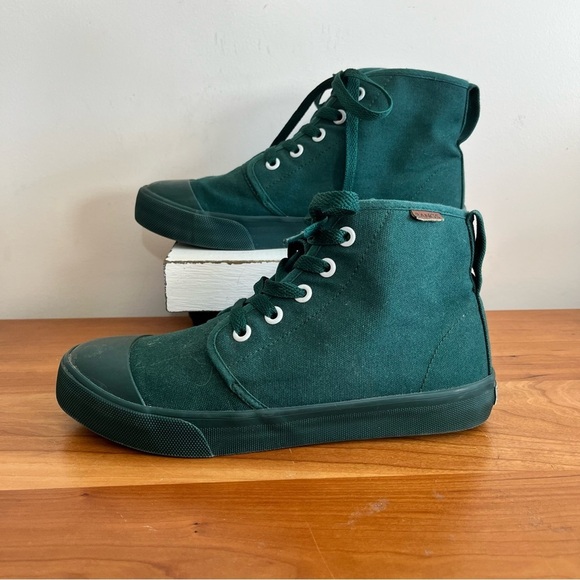BANGS Green Canvas High Top Sneakers Shoes Women Size 6 Men’s Size 4.5 - Picture 1 of 8